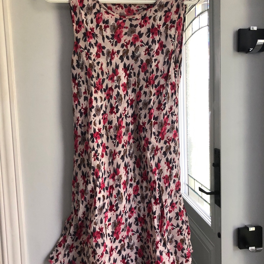 Floral A-Line Midi Skirt in Pink and Red